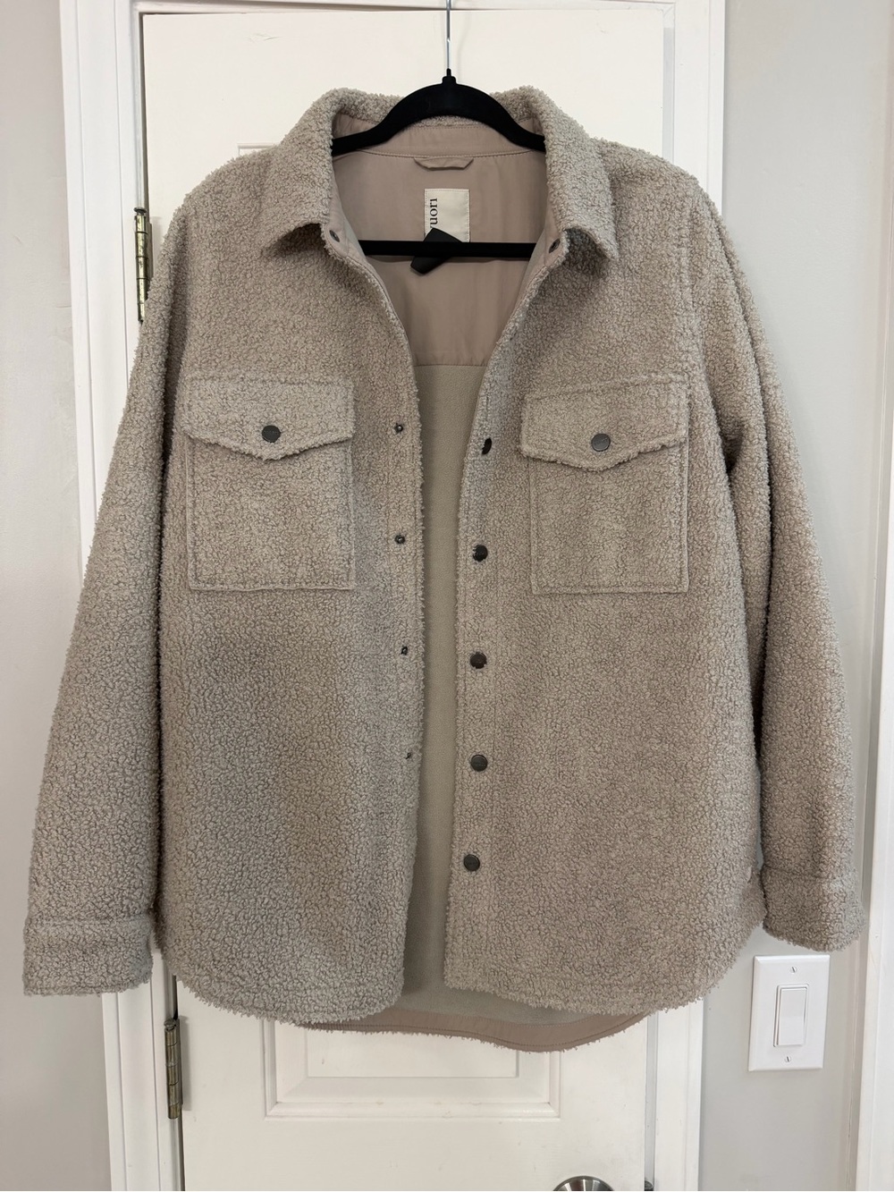 Vuori Beige Sherpa Shacket Jacket